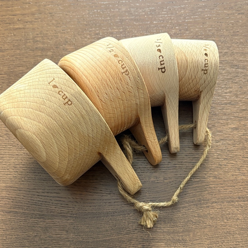 FREE W/PURCHASE - Wooden Measuring Cups Set